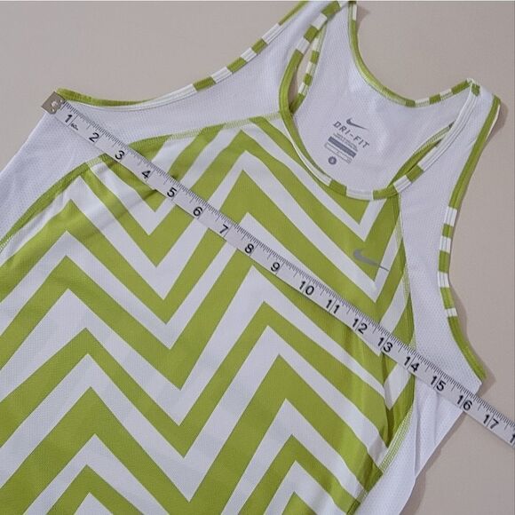 Nike Women's Dri-FIT Green Chevron Running Tank Top - Picture 3 of 11